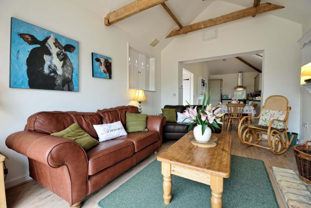 East Green Farm Cottages - The Granary ساكسموندهام المظهر الخارجي الصورة